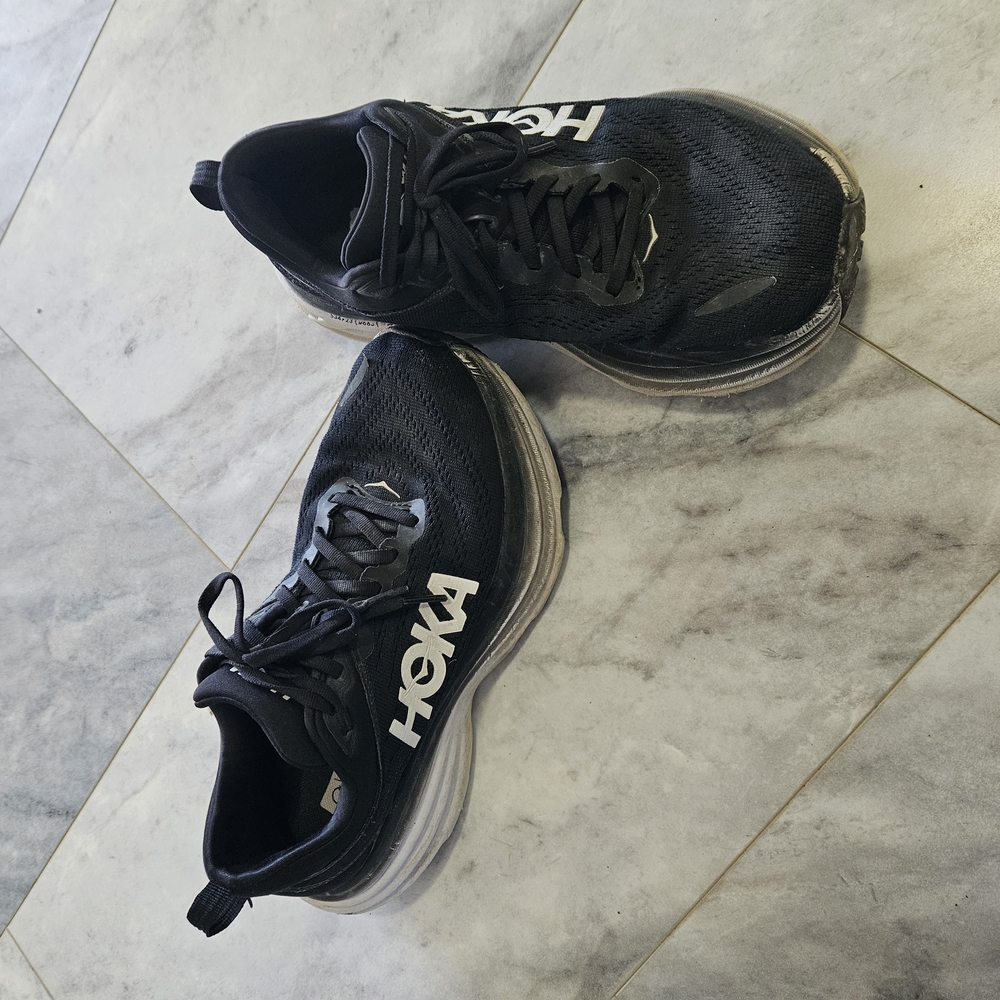 Hoka 8.5 Wide Bondi 8
